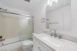 6006 Rosebelle Ave, North Ridgeville, OH 44039 - Photo 14