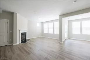 950-1 Memory Ln, Aurora, OH 44202 - Photo 6