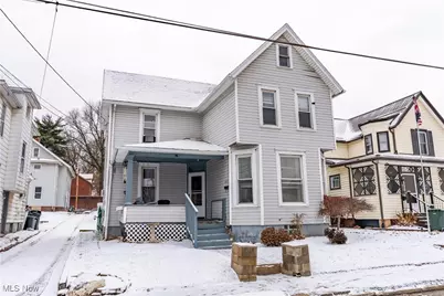 609 Lincoln Avenue NW, Canton, OH 44708 - Photo 1