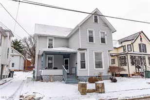 609 Lincoln Ave NW, Canton, OH 44708 - Photo 1