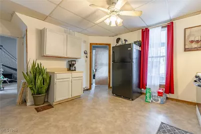609 Lincoln Avenue NW, Canton, OH 44708 - Photo 8