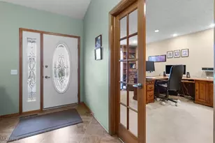 33025 Cobblestone Cir, North Ridgeville, OH 44039 - Photo 6