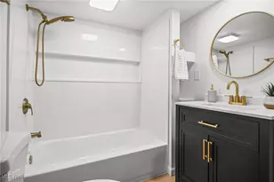 790 Kenilworth Ave, Sheffield Lake, OH 44054 - Photo 14