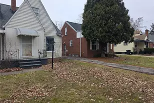 3852 Lee Heights Blvd, Loveland, OH 44128 - Photo 2