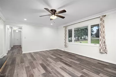 8751 Broadview Road, Grandview Heights, OH 44147 - Photo 8