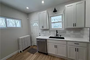 1381 E 110th St, Loveland, OH 44106 - Photo 14