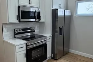 1381 E 110th St, Loveland, OH 44106 - Photo 16