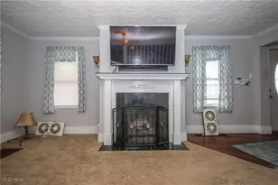 329 S Chestnut St, Barnesville, OH 43713 - Photo 10