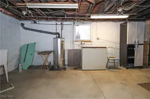 329 S Chestnut St, Barnesville, OH 43713 - Photo 36