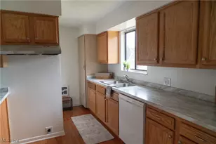 1415 Shaffer Dr, Lorain, OH 44053 - Photo 10