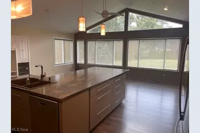 6235 Beverly Avenue NE, Canton, OH 44721 - Photo 2