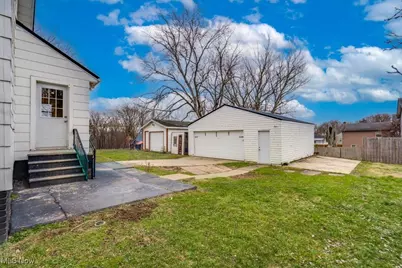 1610 23rd Street NE, Canton, OH 44714 - Photo 22