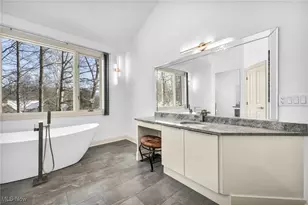 8709 Deer Creek Dr, Grandview Heights, OH 44147 - Photo 26