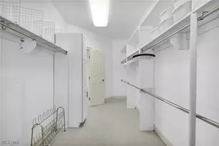 8709 Deer Creek Dr, Grandview Heights, OH 44147 - Photo 24