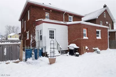 2066 E 30th Street, Lorain, OH 44055 - Photo 4