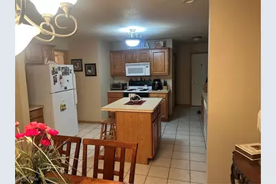 1860 Massachusetts Avenue #2, Poland, OH 44514 - Photo 4