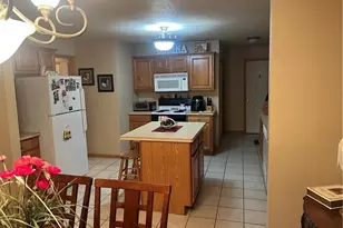 1860 Massachusetts Ave, Poland, OH 44514 - Photo 4