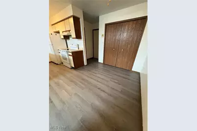 5944 Callaway Circle #6, Austintown, OH 44515 - Photo 4