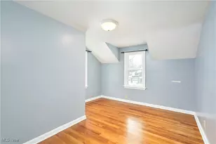 237 Orchard Hill Dr SW, North Canton, OH 44720 - Photo 8