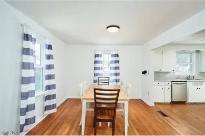 237 Orchard Hill Drive SW, North Canton, OH 44720 - Photo 4