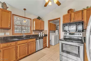 1867 Sandalwood Dr, Avon, OH 44011 - Photo 10