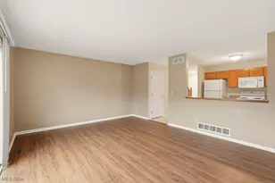 378 Angela Ln, Avon Lake, OH 44012 - Photo 18