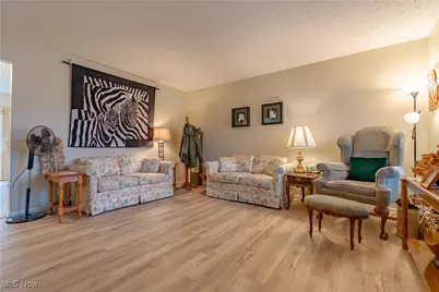 8628 Essex Avenue NW, North Canton, OH 44720 - Photo 10