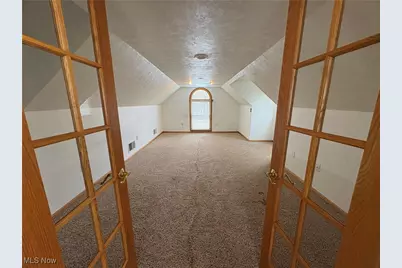 209 Maple Avenue, St Clairsville, OH 43950 - Photo 38