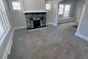 3467 W 45th St, Loveland, OH 44102 - Photo 2