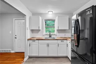 2195 N Taylor Rd, Cleveland Heights, OH 44112 - Photo 24