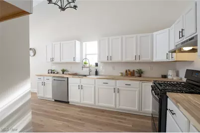 264 Finchfield Circle, Macedonia, OH 44056 - Photo 10