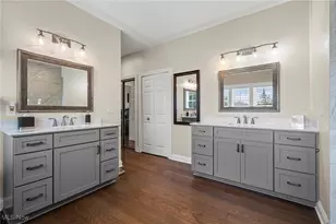306 Dunbar Cir, Grandview Heights, OH 44147 - Photo 22