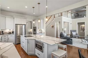 306 Dunbar Cir, Grandview Heights, OH 44147 - Photo 10