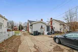 1268 Brown St, Akron, OH 44301 - Photo 14