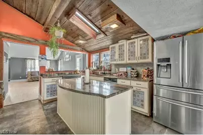 7680 Spencer Road, Homerville, OH 44235 - Photo 10