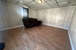 114 S Main St, , OH 43717 - Photo 14