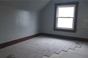 924 Lane St, Akron, OH 44307 - Photo 18