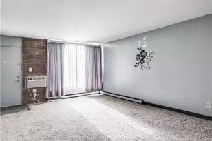 2331 E Market St, Akron, OH 44312 - Photo 4