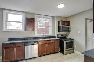 561 Melrose St, Akron, OH 44305 - Photo 16