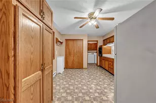 708 Dorn Dr, Sandusky, OH 44870 - Photo 10