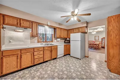 708 Dorn Drive, Sandusky, OH 44870 - Photo 12