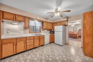 708 Dorn Dr, Sandusky, OH 44870 - Photo 12