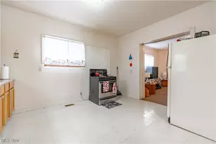 900 4th St SW, Canton, OH 44707 - Photo 10