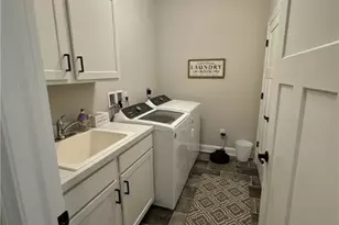 726 Cedar Crest Dr, Elyria, OH 44035 - Photo 28