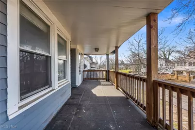 917 Helmsdale Road #2/UP, Cleveland Heights, OH 44112 - Photo 30