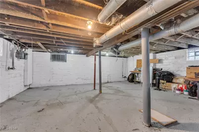 917 Helmsdale Road #2/UP, Cleveland Heights, OH 44112 - Photo 26