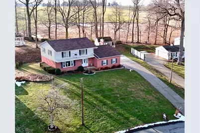 1005 Heatherwood Lane, Orrville, OH 44667 - Photo 4