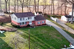 1005 Heatherwood Ln, Orrville, OH 44667 - Photo 4