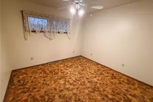 594 Center St W, Warren, OH 44481 - Photo 10