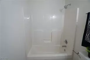 10344 Sudbury Cir NW, North Canton, OH 44720 - Photo 32